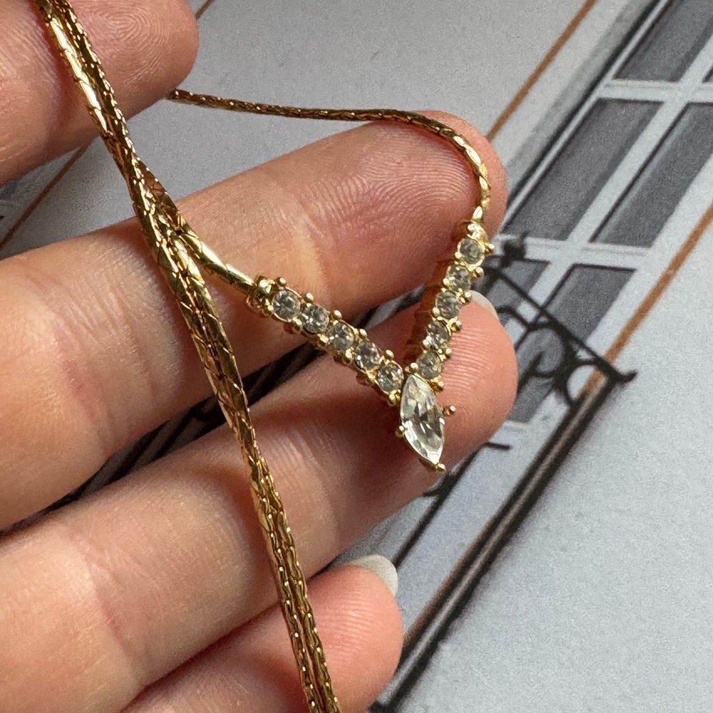 Christian Dior vintage gold plated necklace - Picture 12 of 15